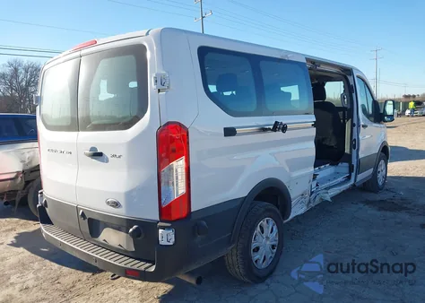 2024 Ford Transit-350 Passenger Van Xlt z USA, uszkodzony, nr VIN 1FBAX2Y88RKA83446